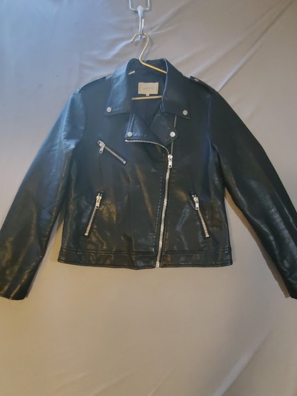 Monk & Lou Cropped Biker Style Faux Leather Jacket size L in Black